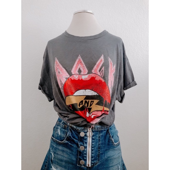 Rock and Roll Graphic T-shirt - Picture 2 of 3